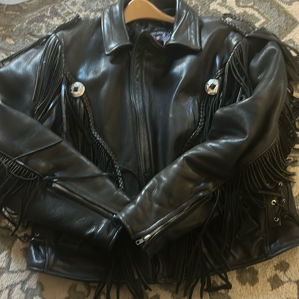 COPY - Mens like new leather motorcycle jacket.